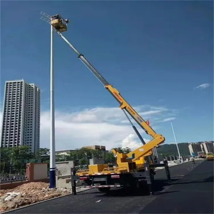 五莲维修路灯的曲臂升降车出租